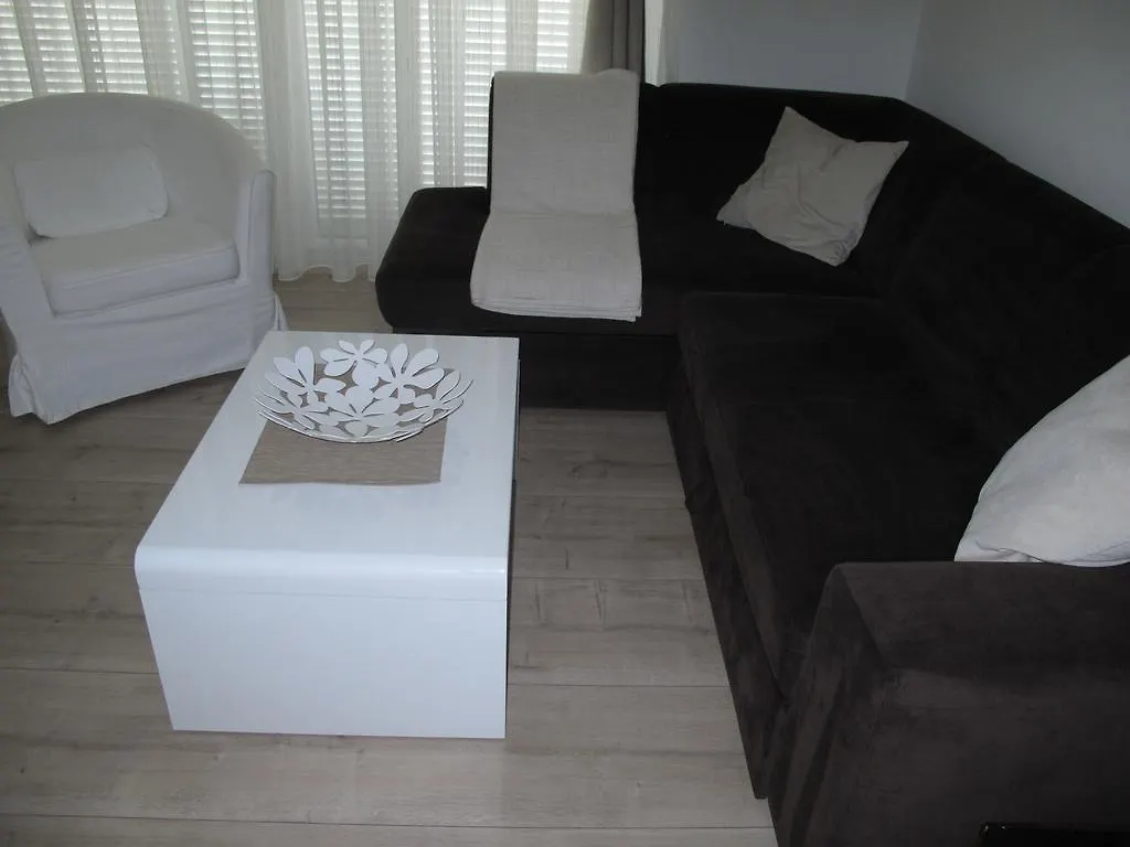 Apartments Mia Krk Krk Town 0*,