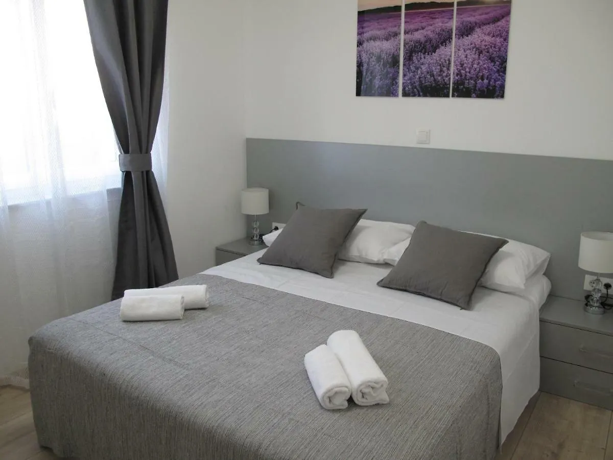 Apartments Mia Krk Krk Town 0*,  Kroatien